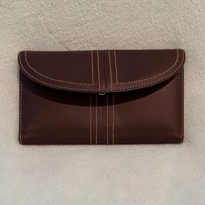 Buxton Leather Wallet